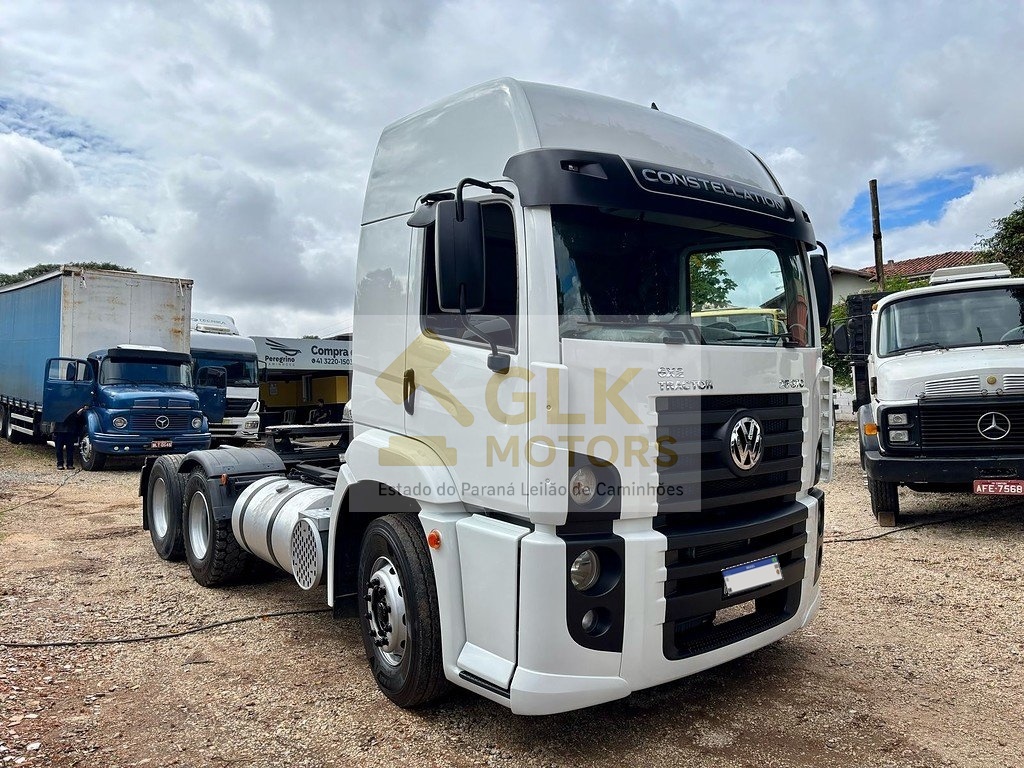 Volkswagen Constellation 25.370  10/10