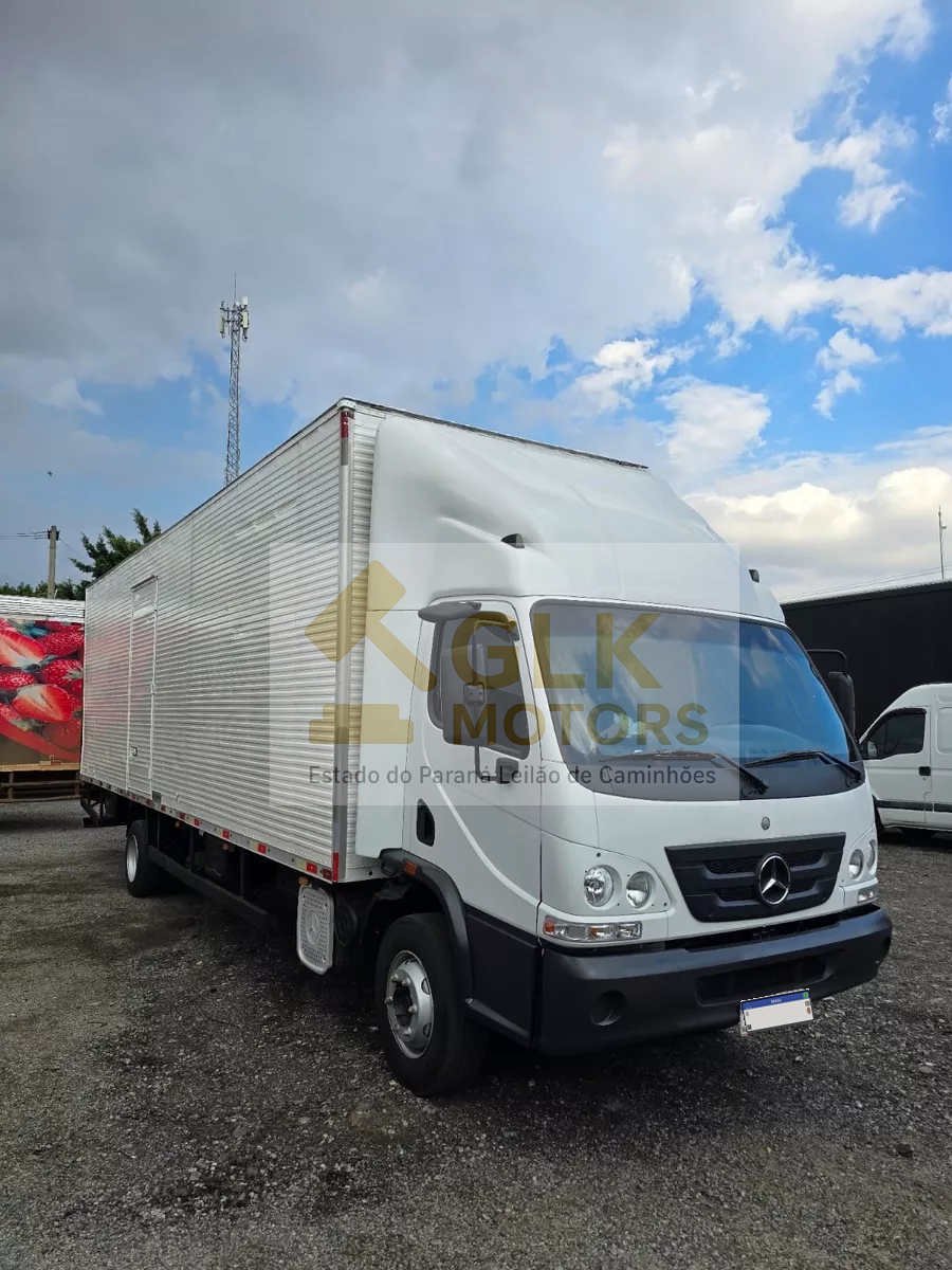 Mercedes-Benz Accelo 1016 4X2 18/18