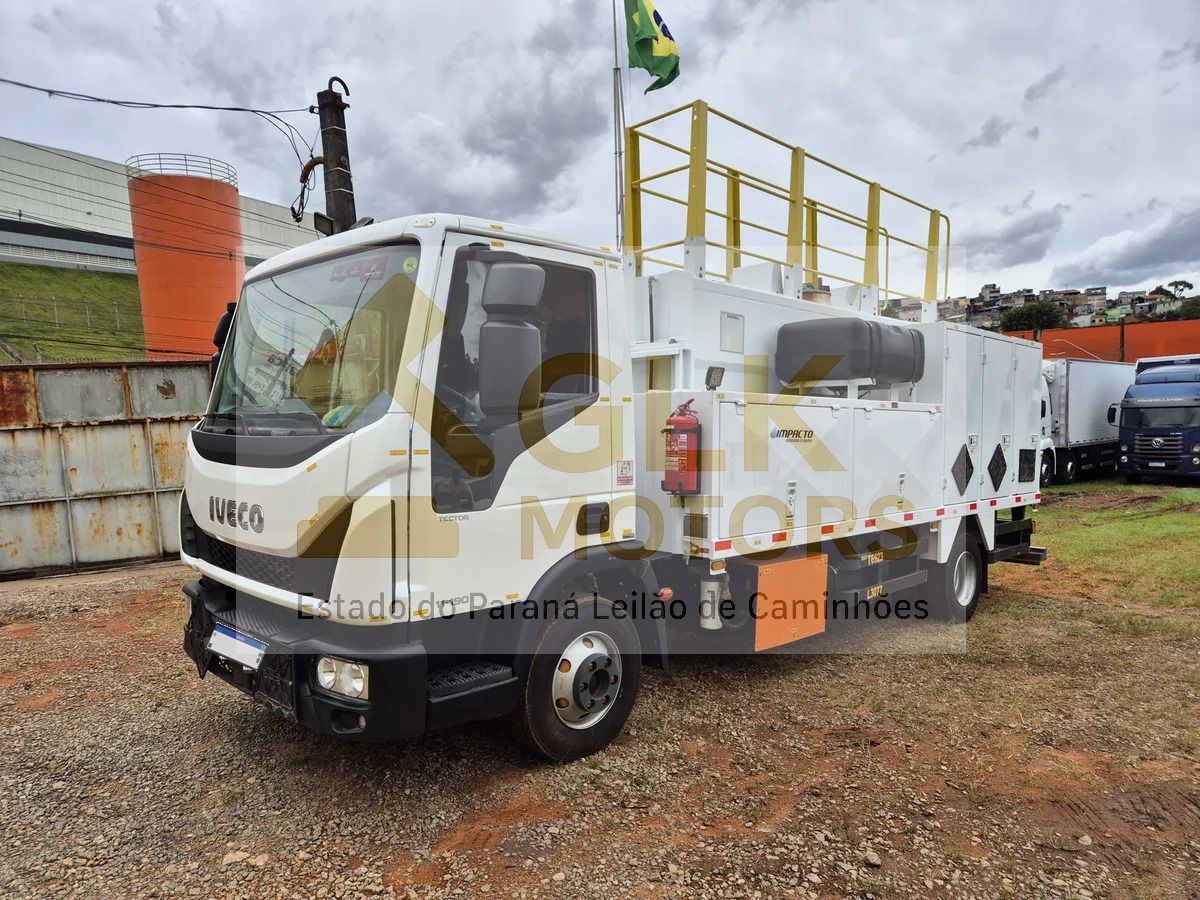 Iveco Tector 11190 4x2 23/23